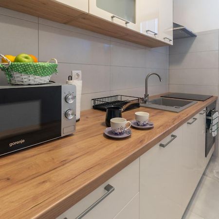 Apartman Jabuka - Free Parking Karlovac Εξωτερικό φωτογραφία