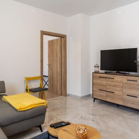 Apartman Jabuka - Free Parking Karlovac Εξωτερικό φωτογραφία
